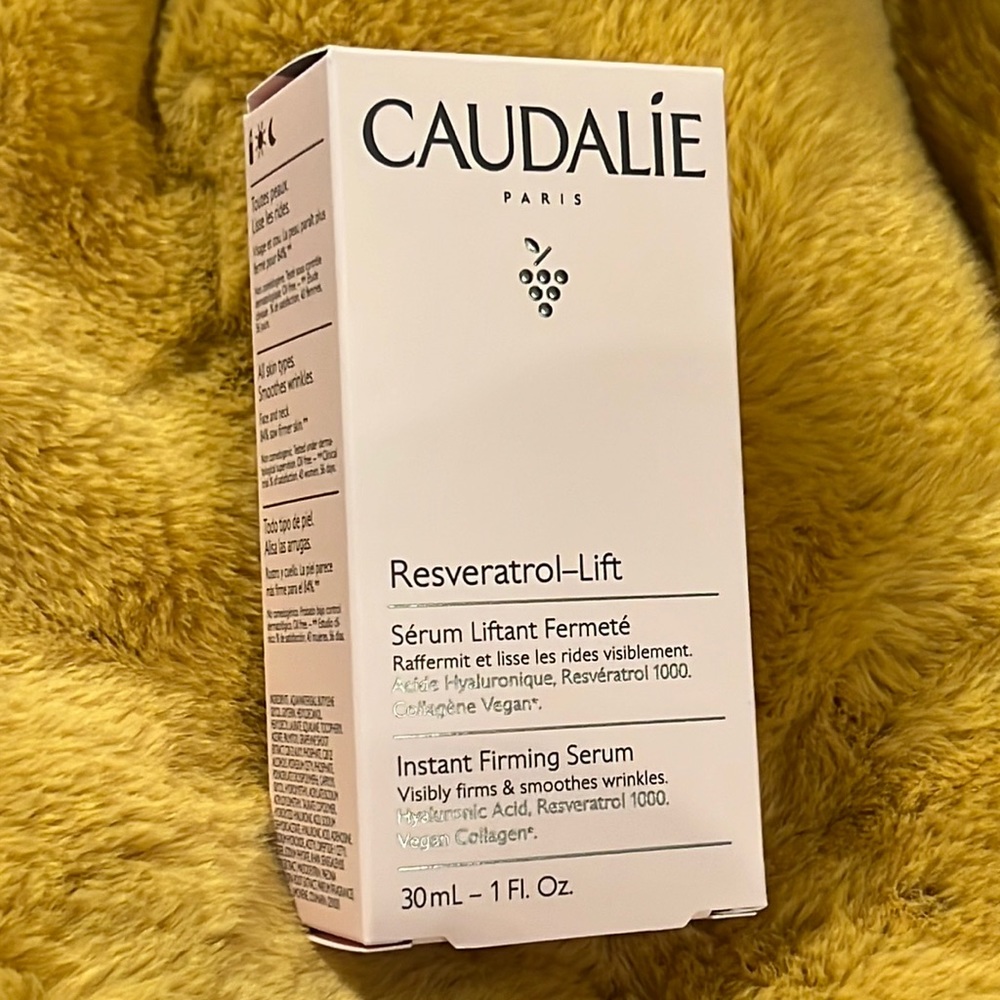 new in box Caudalie resveratrol-lift serum instant firming collagen full size
